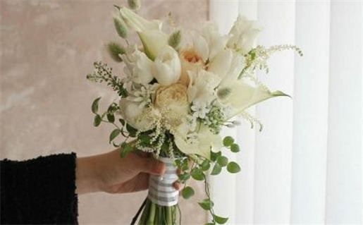 2025年11月30日结婚黄道吉日 适不适合办喜事