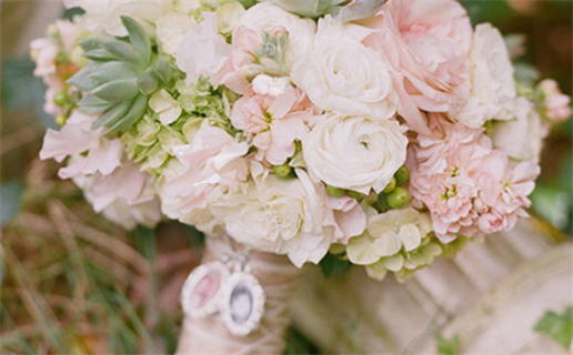 2025年农历五月廿八领证吉日查询 登记结婚吉利吗