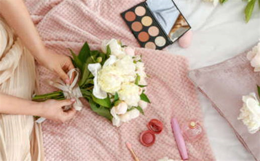 2026年01月04日领证吉日查询 登记领证吉利吗